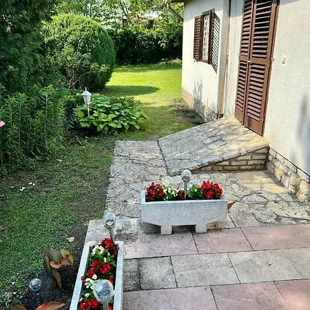 Case de vacanță Edes Emlek Vendeghaz