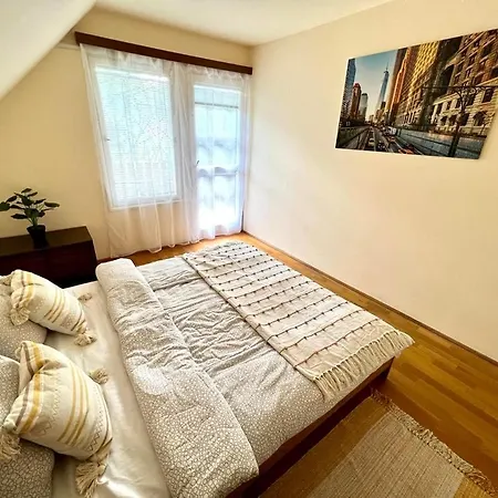 Edes Emlek Vendeghaz Case de vacanță *